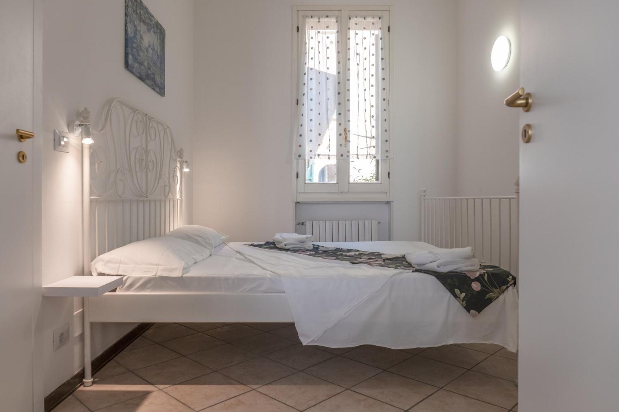Turati Apartments Bologna Bagian luar foto